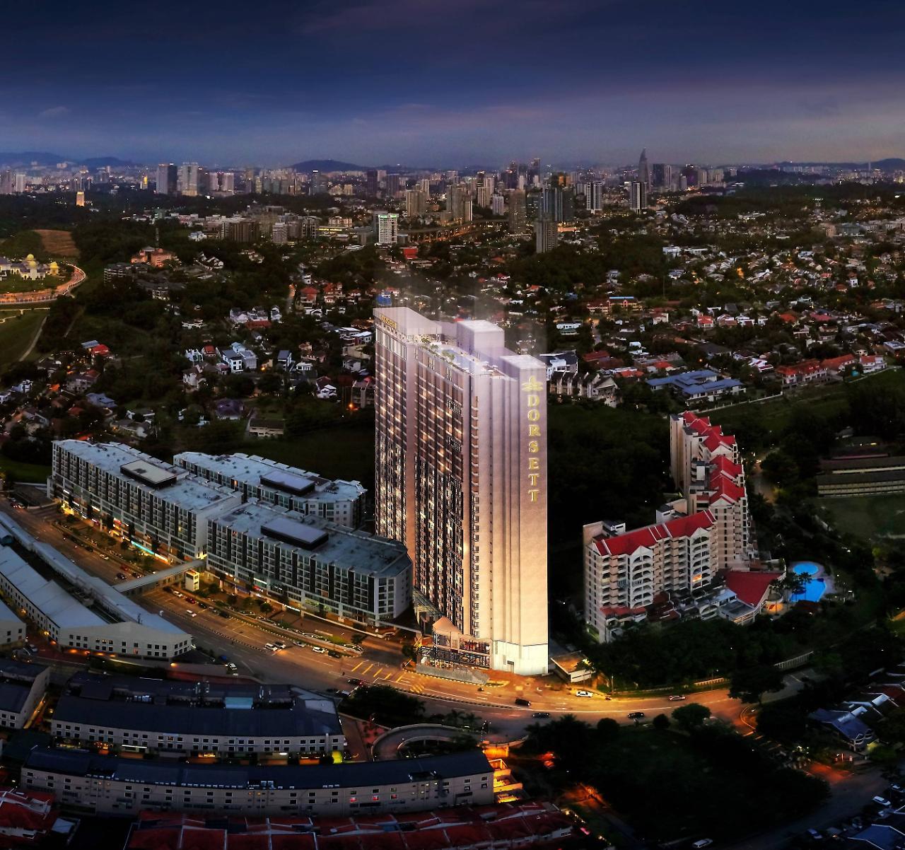 Dorsett Hartamas Kuala Lumpur Hotel Exterior foto The 38-storey residential tower
